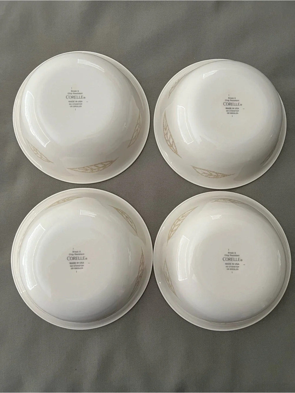 Vintage Corelle Corning Textured Leaves Sandstone Soup/Cereal Bowls - set of 4